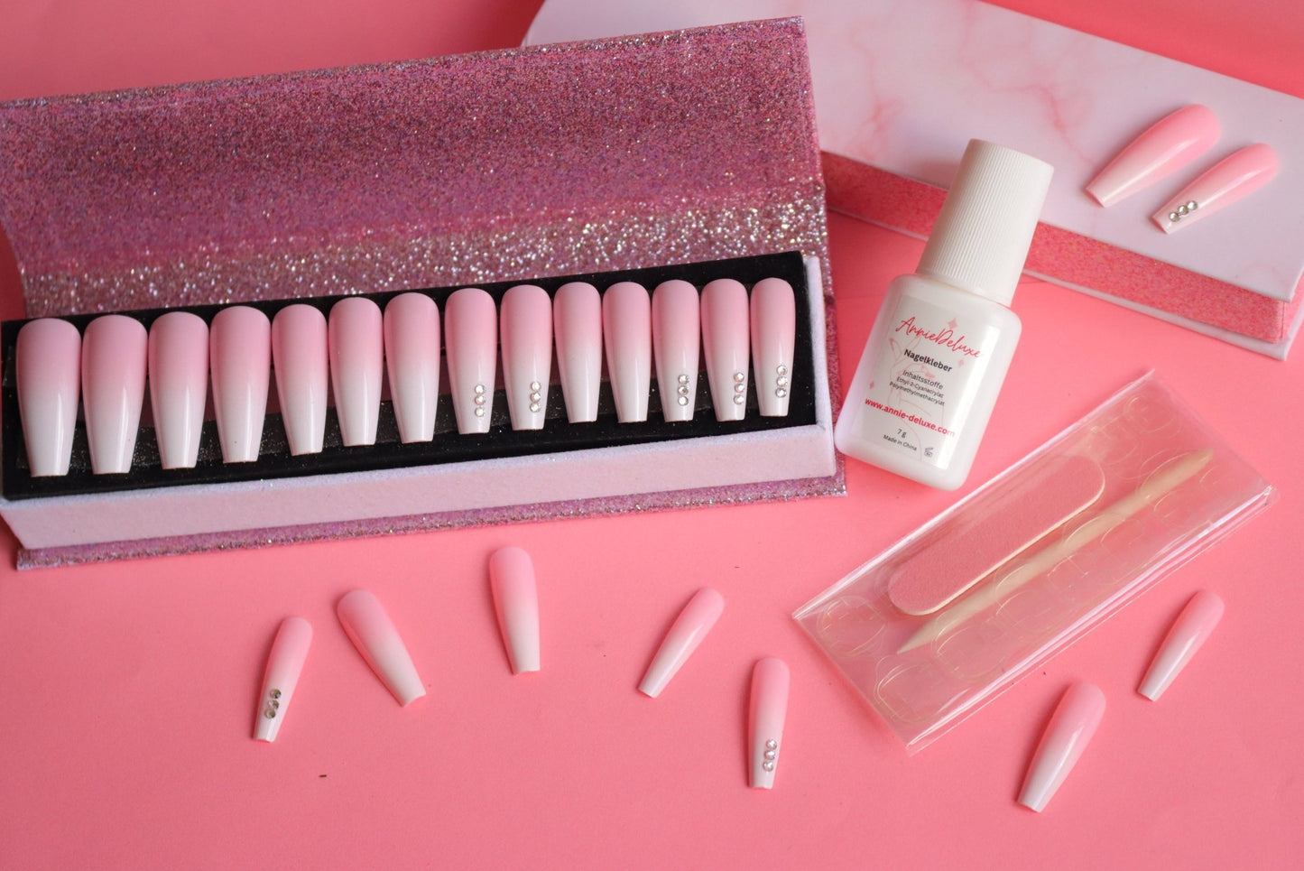 Press on Nails Babyboomer - Annie Deluxe - Press on Nails