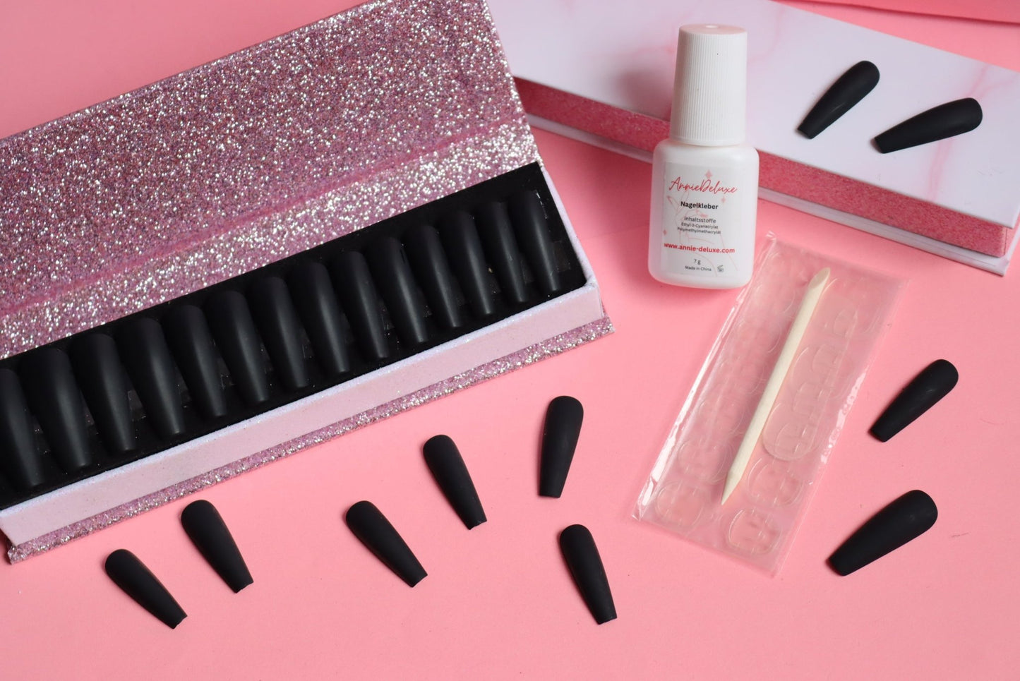 Press on Nails Black Beauty - Annie Deluxe - Press on Nails