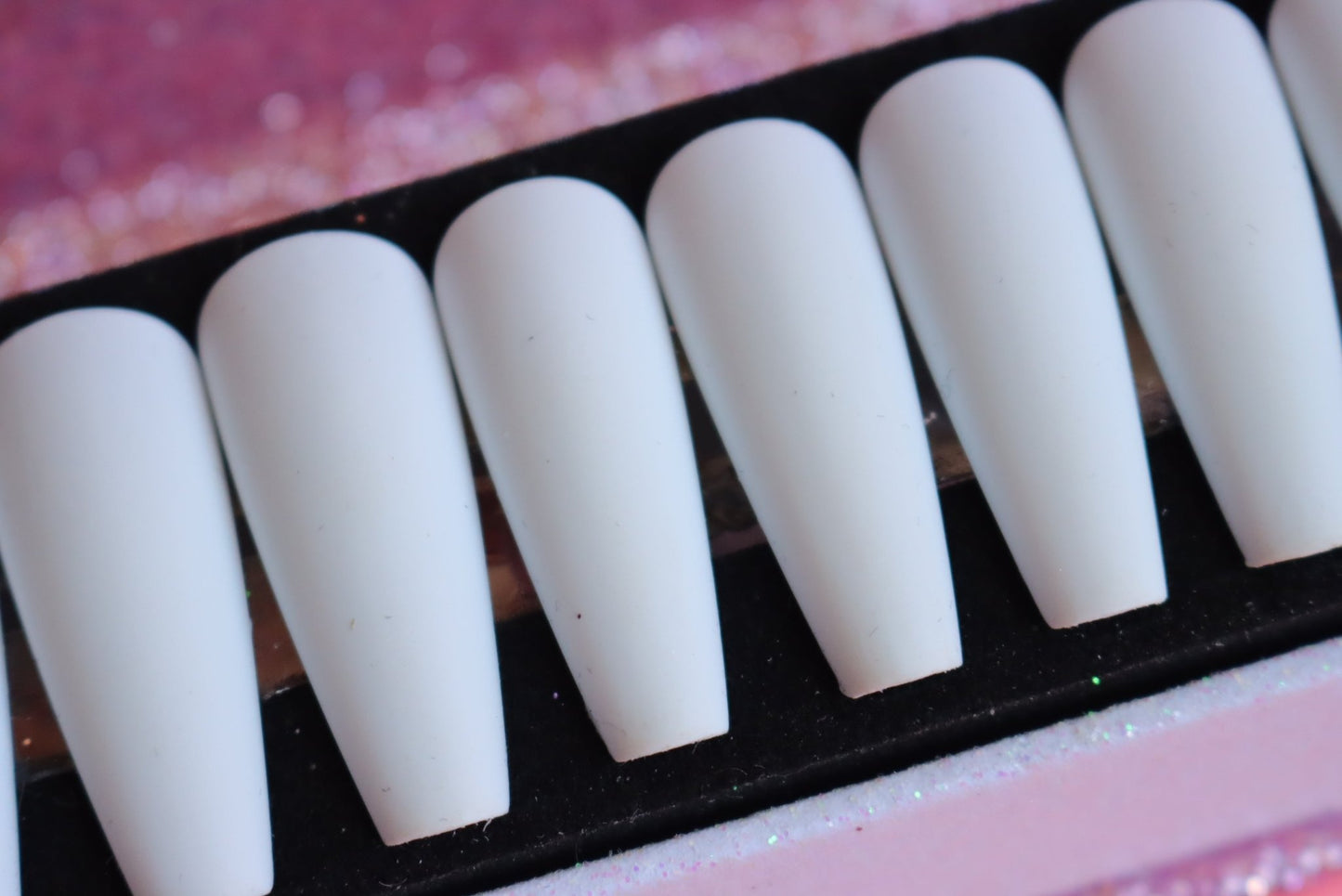 Press on Nails Snow White (matt) - Annie Deluxe - Press on Nails
